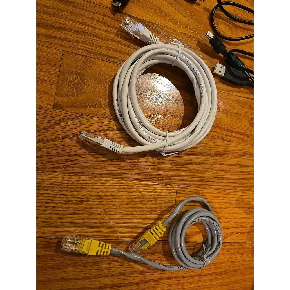 Lot Of 26 Assorted‎ Cords Cables New And Used